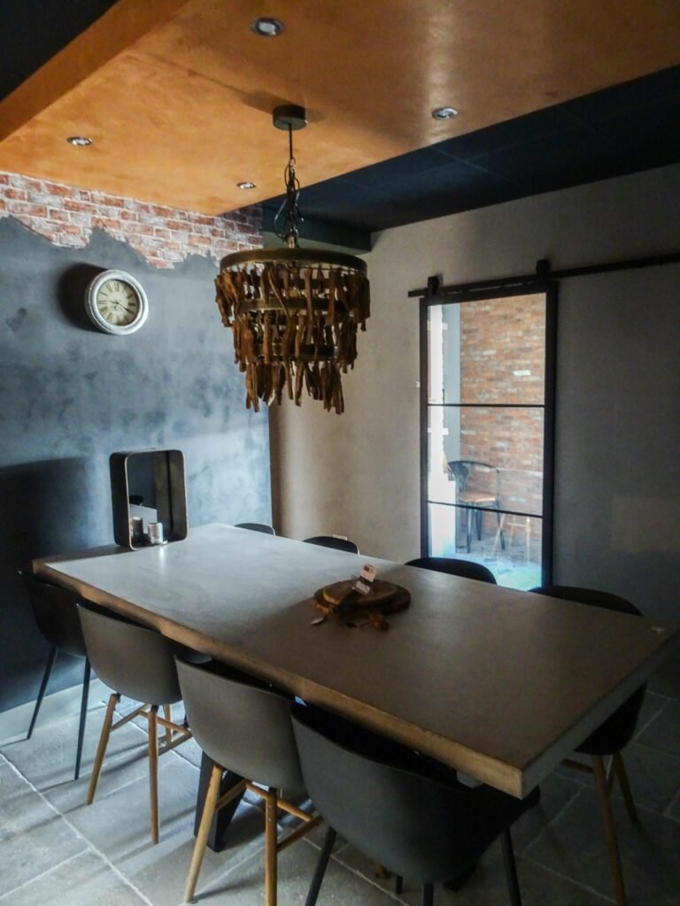 Statement Lightening Decor